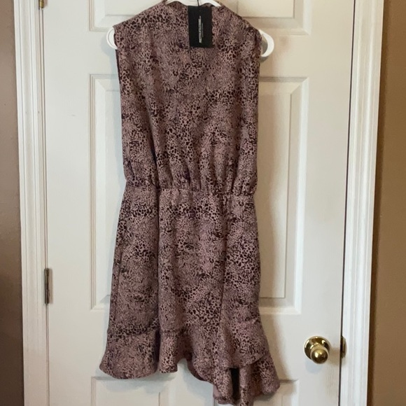 PrettyLittleThing Dusty Pink Dalmatian High Neck Frill Hem Bodycon Dress Size 10 - Picture 2 of 12